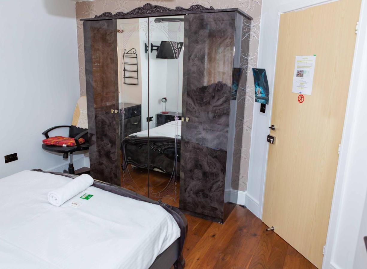 Benjamin Guest House Yiewsley Dış mekan fotoğraf