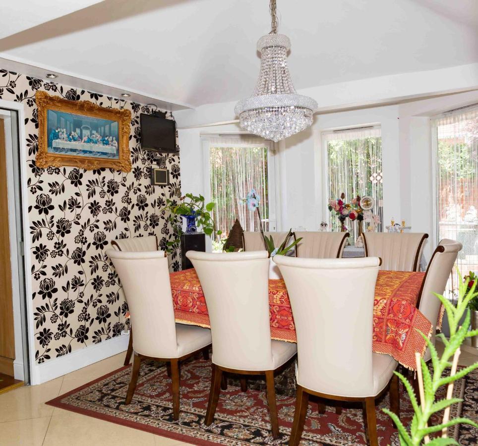 Benjamin Guest House Yiewsley Dış mekan fotoğraf