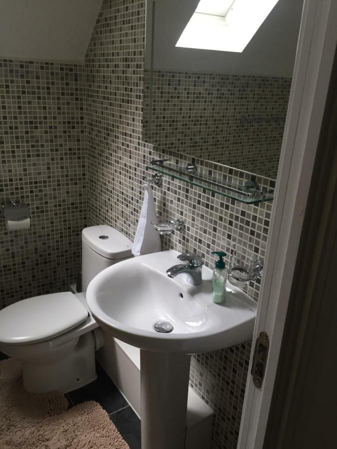 Benjamin Guest House Yiewsley Dış mekan fotoğraf